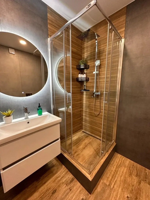 Квартира Krasroyal рядом с ТРЦ Планетой