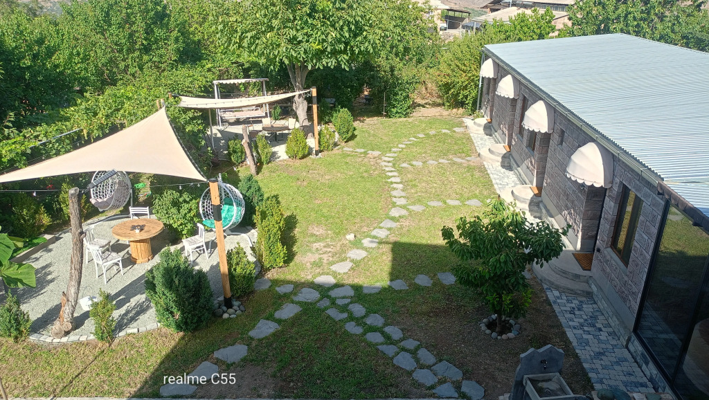 Khachatryans Guest House