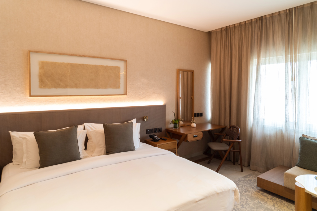 Курортный отель ERTH Abu Dhabi Hotel