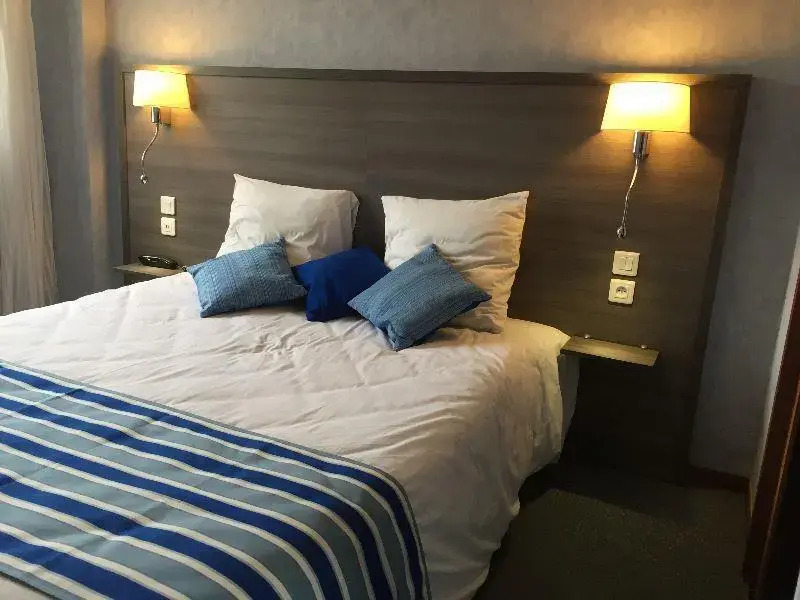 Отель Hotel de lAvenue