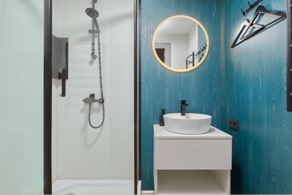 Отель Аномалия