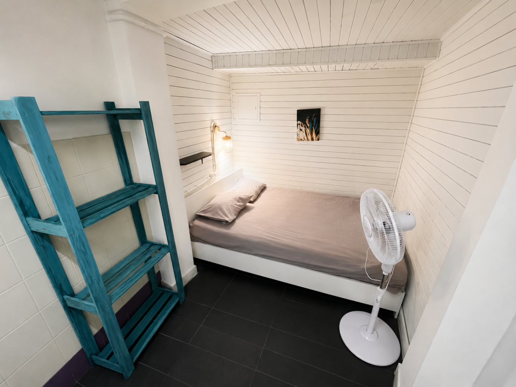 Апартаменты Roomstay 11 линия 44 Большие на 5 Гостей с Камином (Без Окна) #6