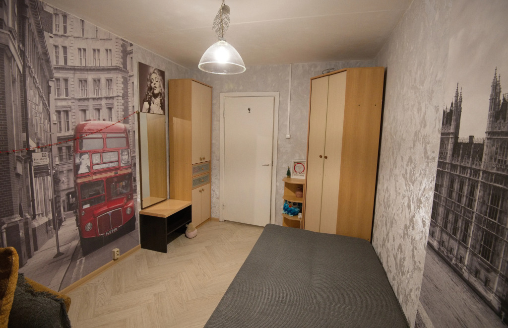V Tsentre Flat