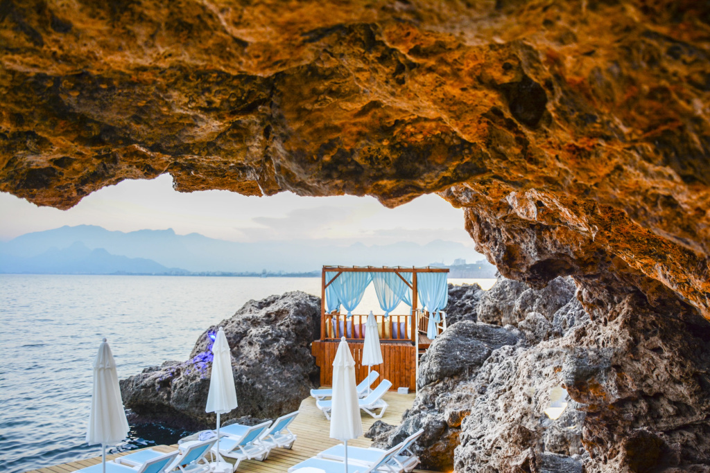 Perge Hotels