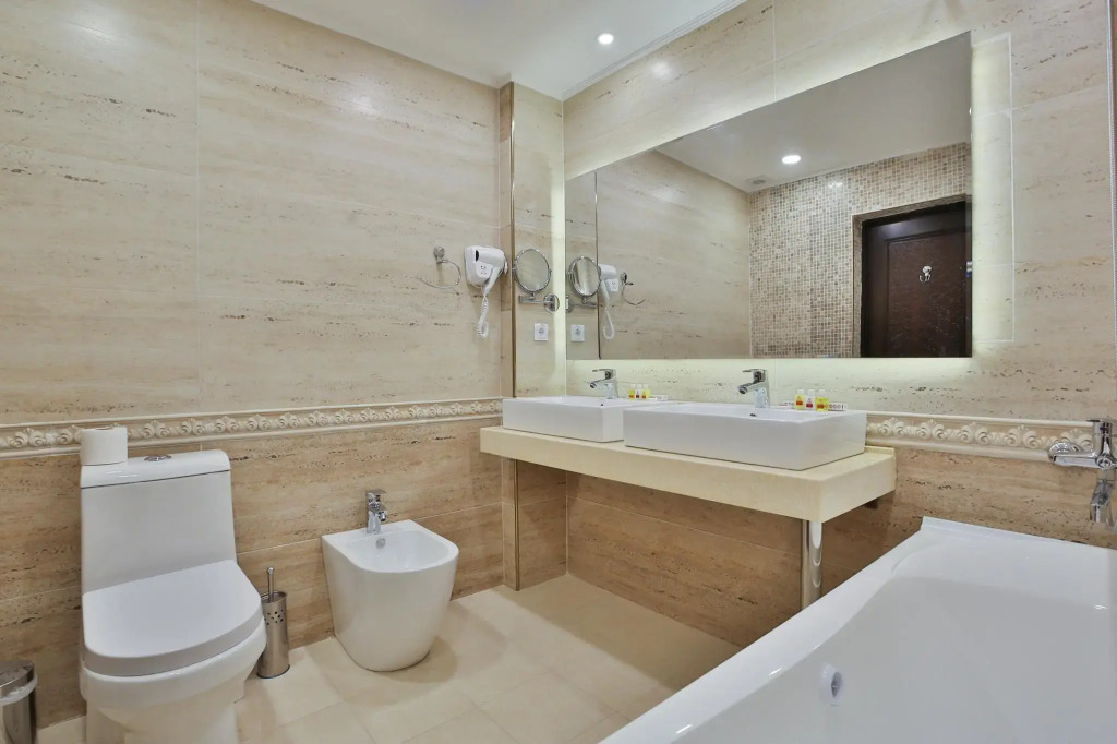 Отель Orient Star Varahsha