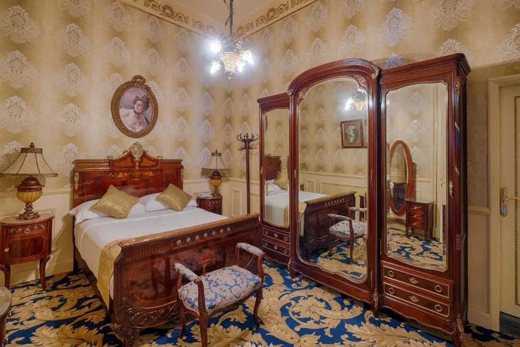 Paradise Inn Le Metropole Hotel