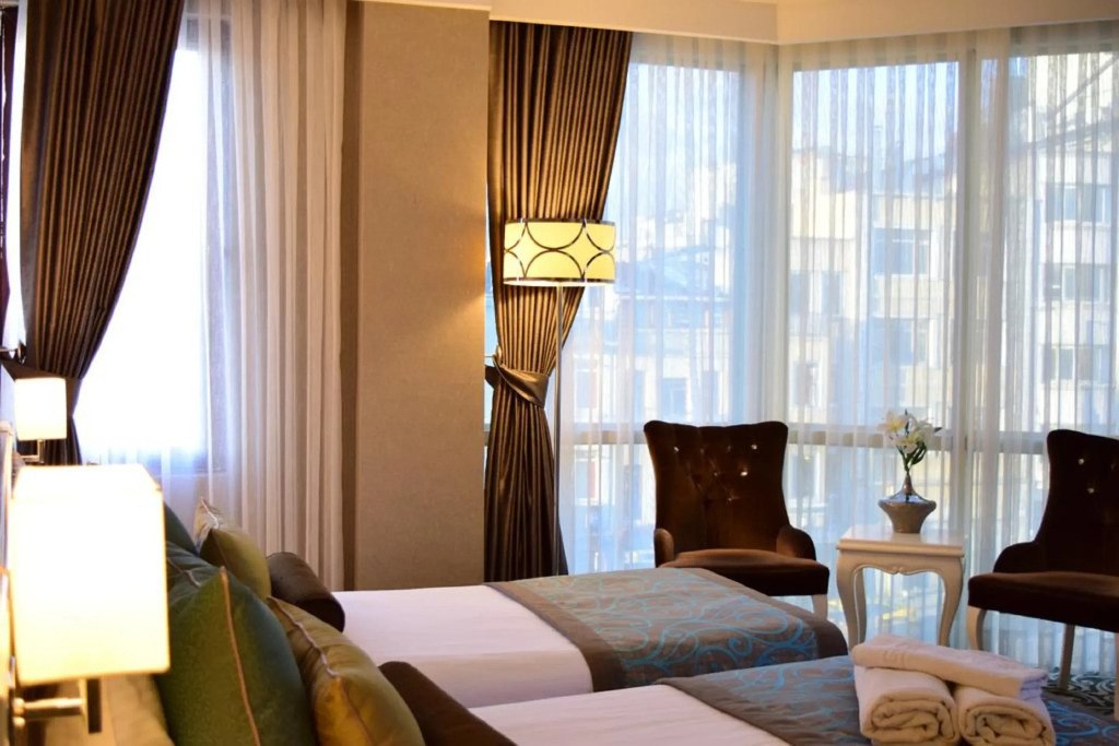 Отель Таксим Лайн / Linada Hotel Taksim