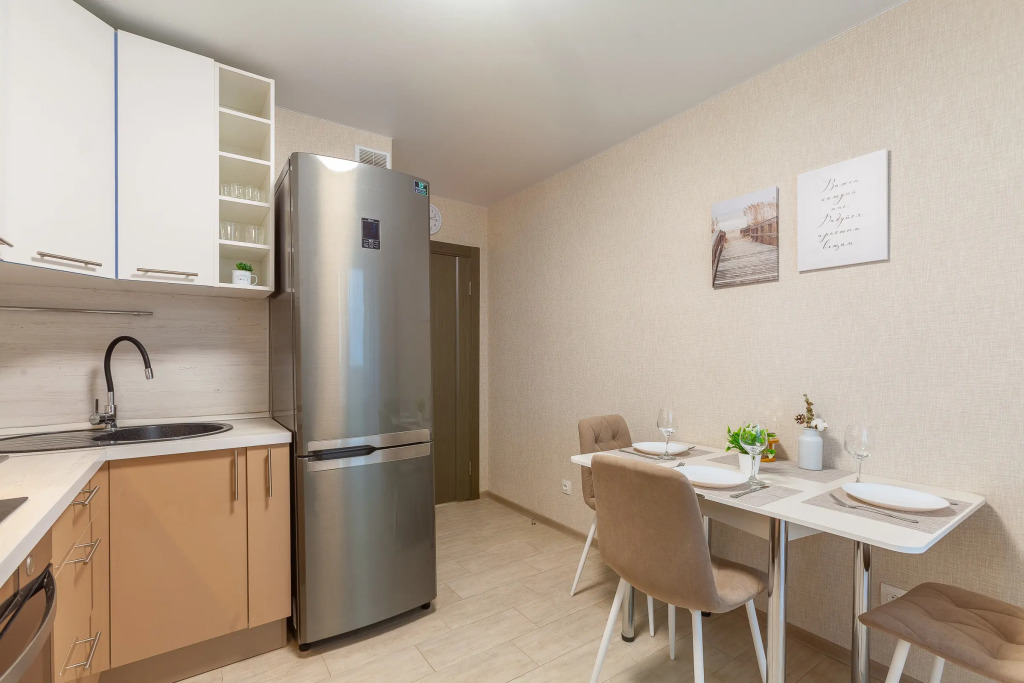 Апартаменты RentPlaza c шикарным видом на город