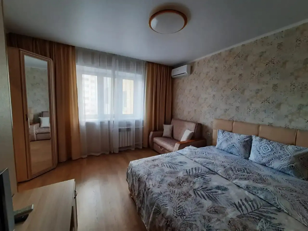 Квартира на ул. Раздольная 76к5