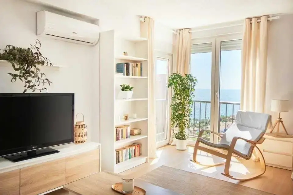 Апартаменты Studio Campoamor with sea view