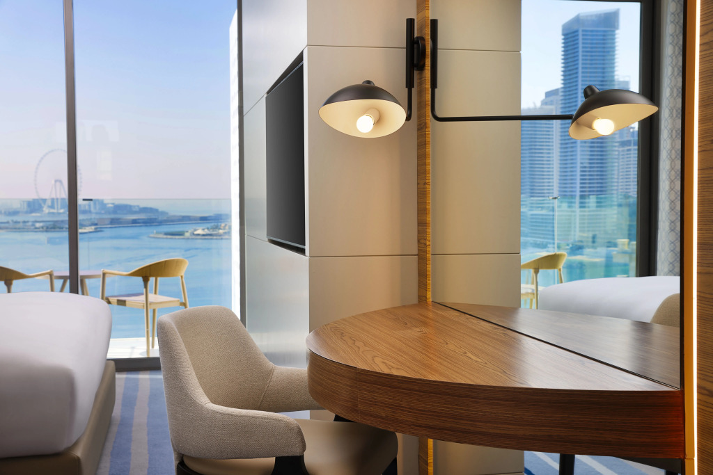 Отель Tumbi Hotel Dubai The Palm, Tapestry Collection by Hilton