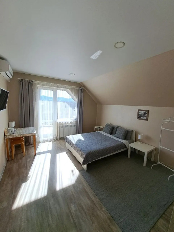 Мебелировванные комнаты Townhouse Klenovy