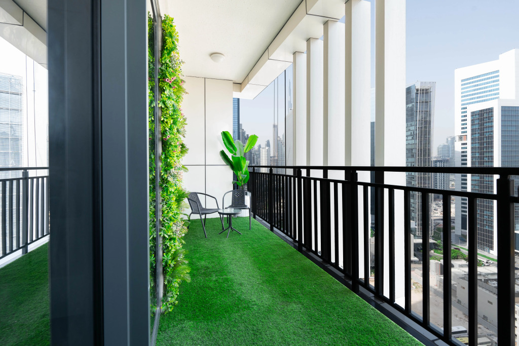 Апартаменты Keyrock Living Dubai Skyline & Pool Access