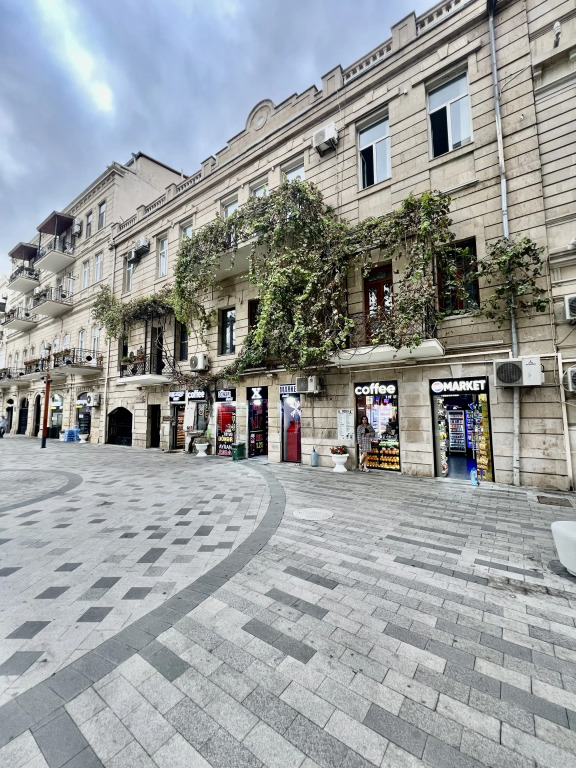 Квартира City Center Apartment, Nizami street 19