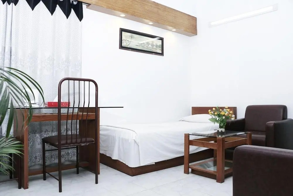 Отель Sel Nibash Hotel & Serviced Apartments