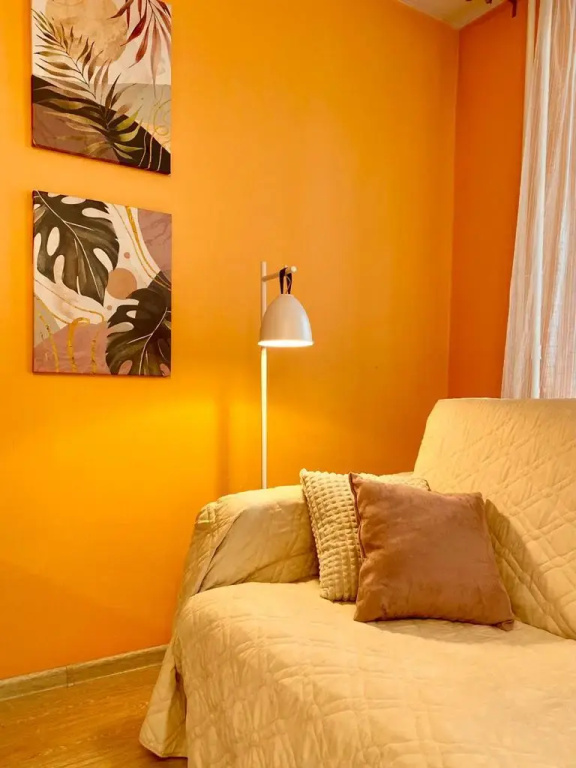 Svetlye Formata 1+ Vozle Tts Ostrov Apartments