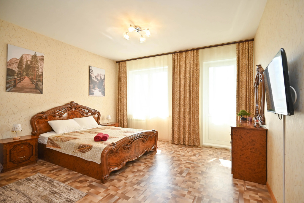Квартира на Республики 33А