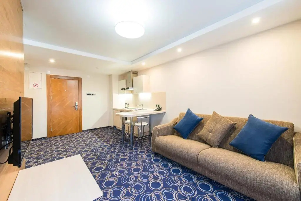 Apart Hotel 92/2