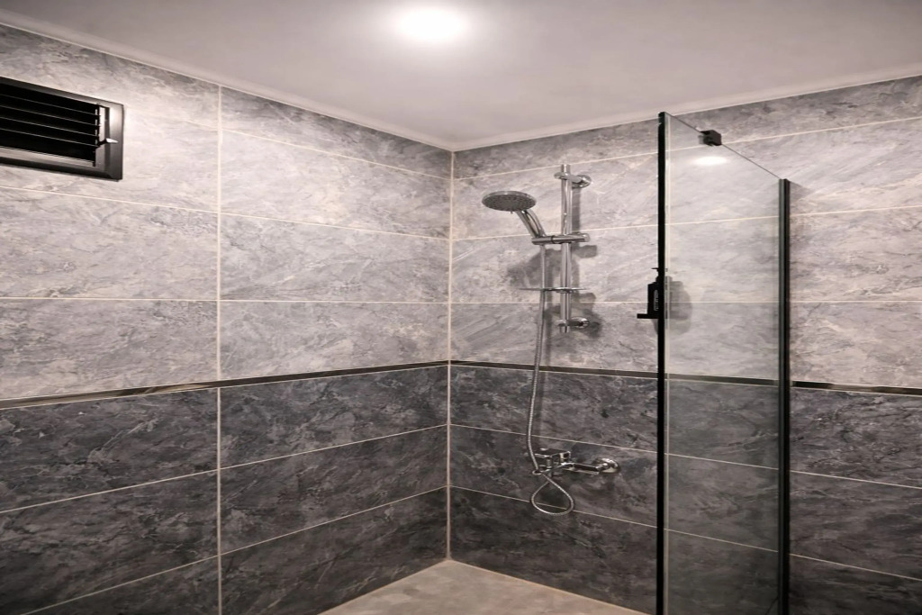 Отель Nas Corner Hotel