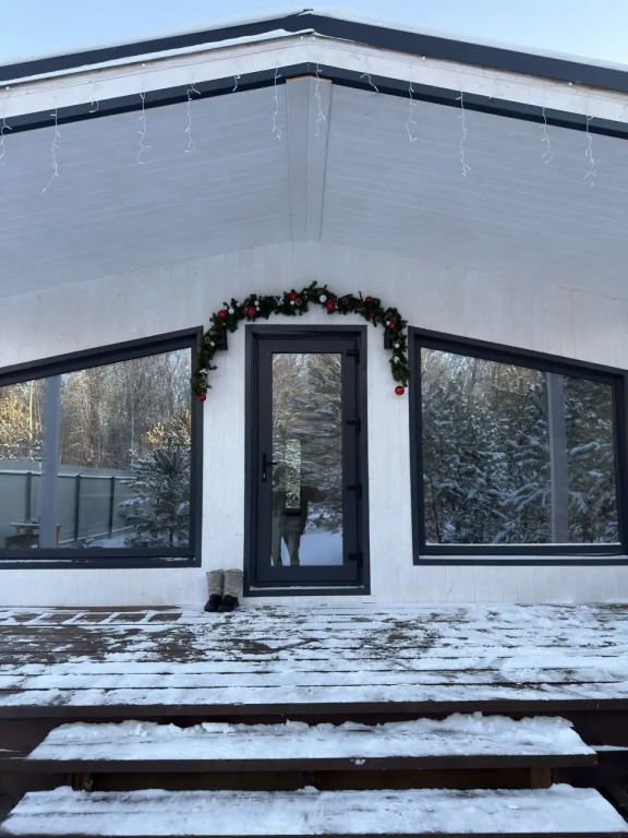 Частный дом в лесу