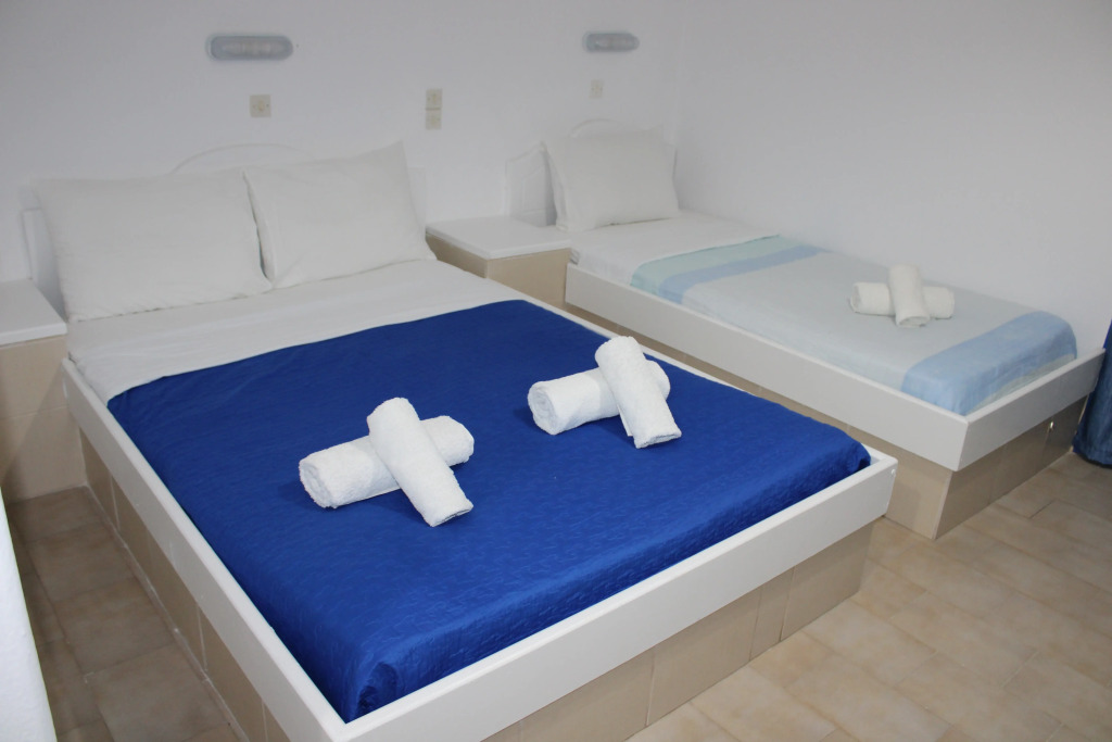 Отель The Three Anchors Rooms