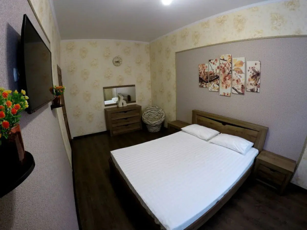 Квартира На Крейзера 14В-2