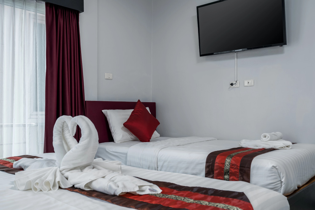 Sunray Beach Hotel Patong