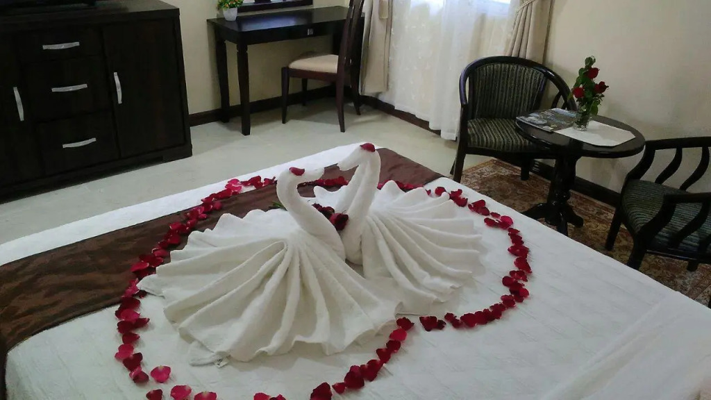 Venezia Suites Resort Panglao