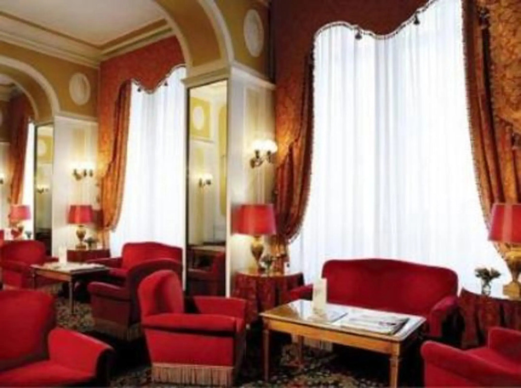 Bettoja Hotel Massimo dAzeglio