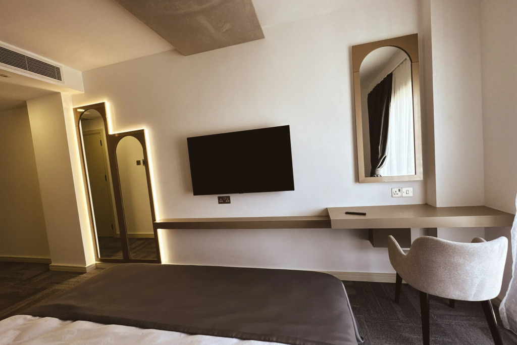 Dorana Art Hotel