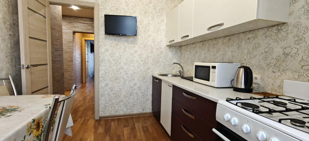 Квартира рядом НГДУ, ТРЦ Бумеранг, Каток