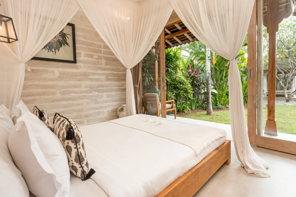 Villa Little Mannao by Villa Finder