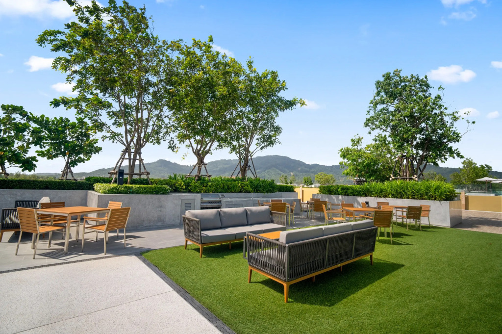 Laguna Beachside Residences Building 2 by Banyan Living