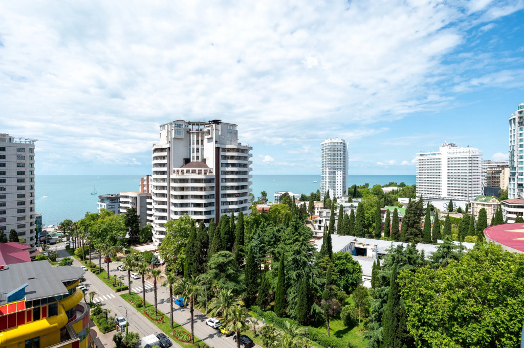 Апартаменты Просторные с панорамным видом на море Real Apartments
