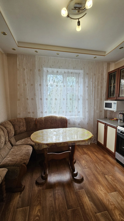 Квартира на Изыскателей 38А кв 21