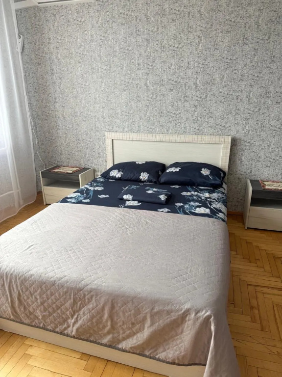 Квартира рядом с бассейном
