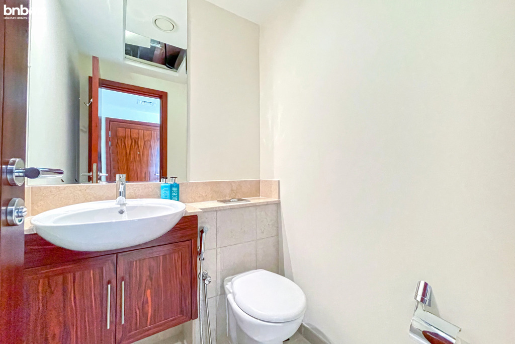 Апартаменты bnbmehomes | The Residence Tower-6 | 2B in DT-501