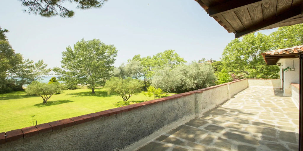 Hacienda Beachfront Villa, Spathies