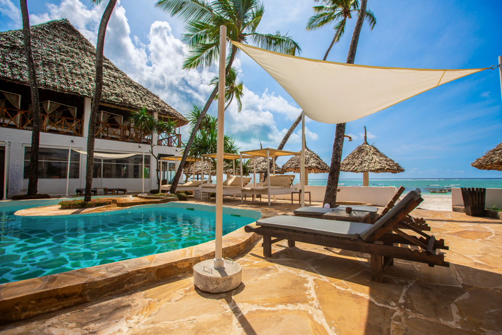 AHG Dreams Bay Beach Hotel