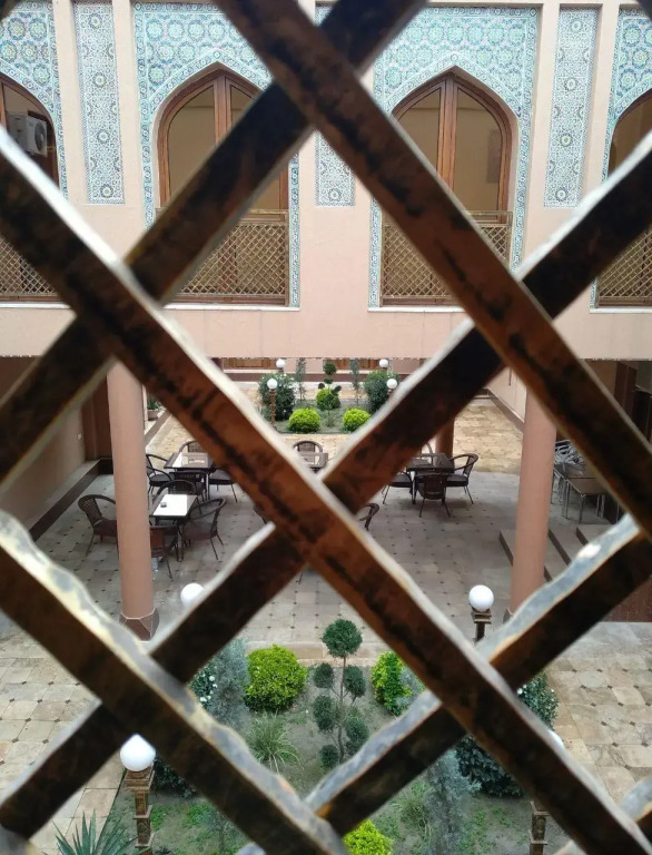 Rangrez Hotel