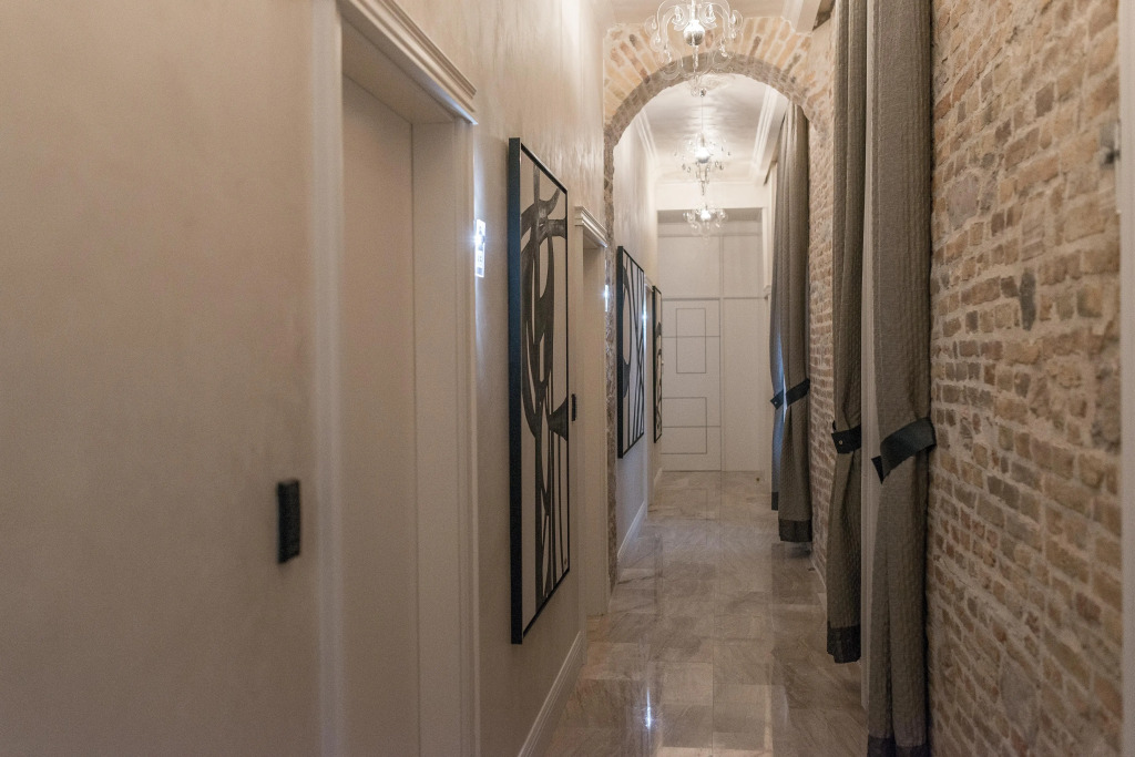 Zara Palace - design rooms