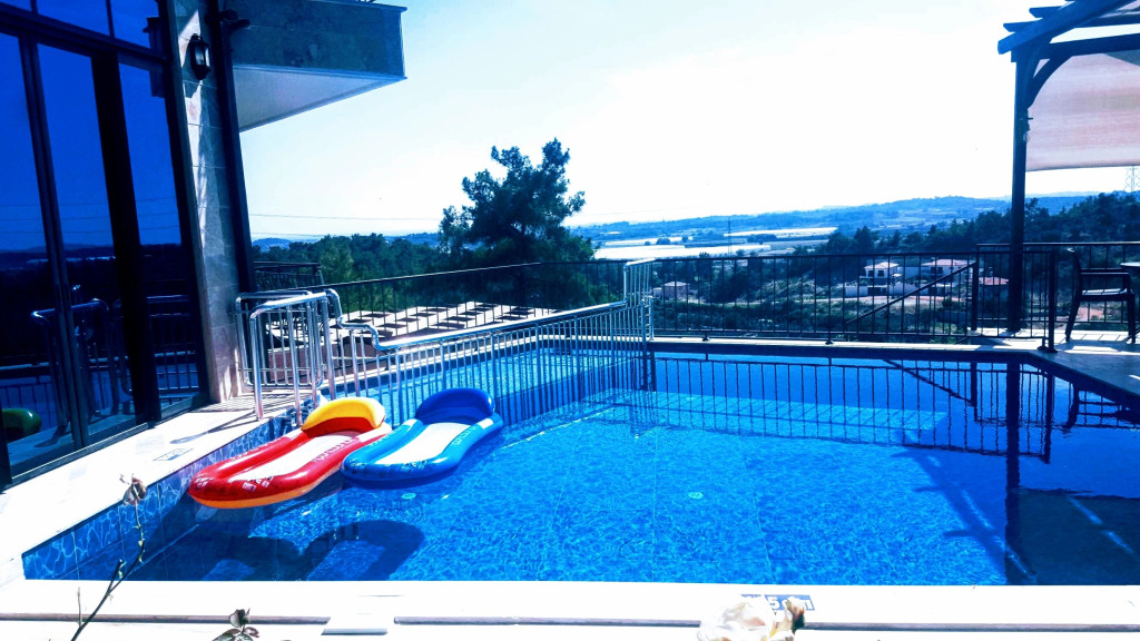 VILLA15