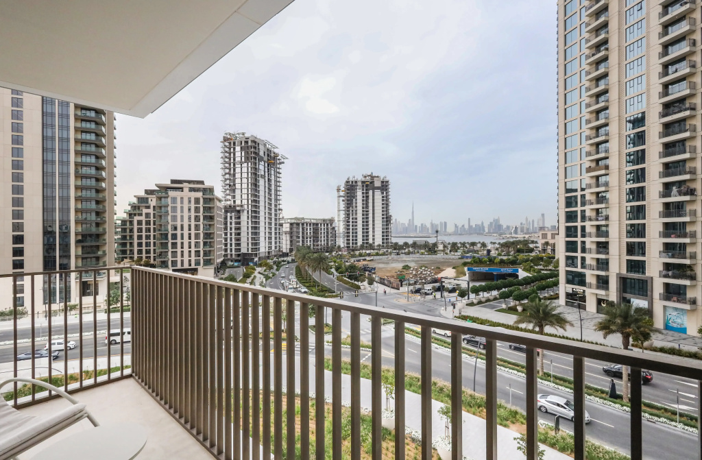 Апартаменты Elite LUX Holiday Homes - Dubai Creek Oasis: 2BR Luxe w/ Burj View