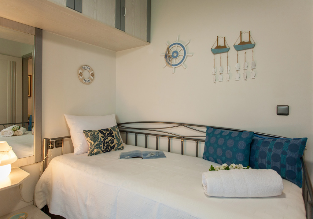 Апартаменты Luxurious home from the beach