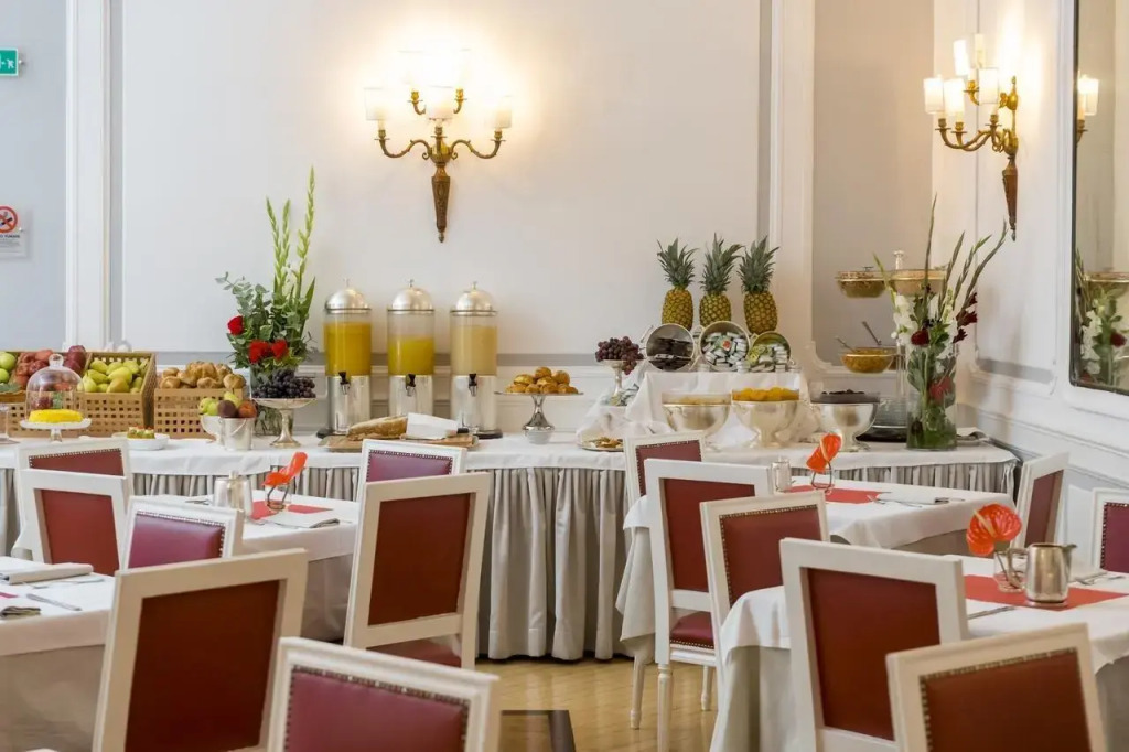 Bettoja Hotel Massimo dAzeglio