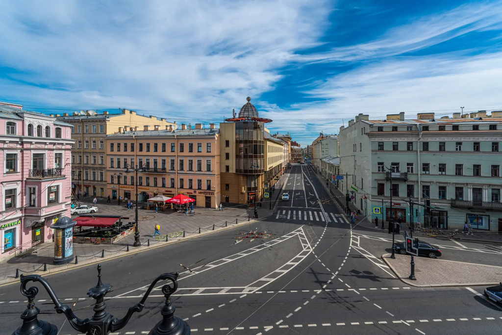 Апартаменты D apartments студия с видом на Невский проспект 3