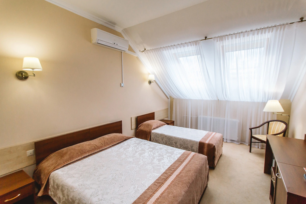 Chajkovskij Hotel