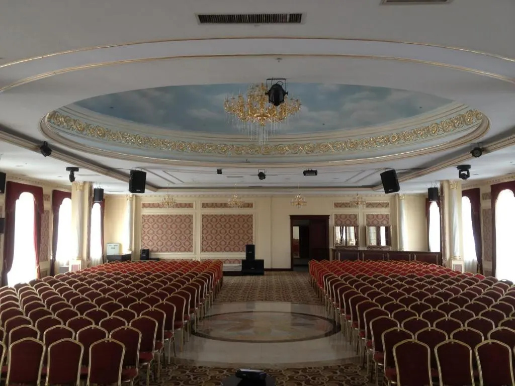 Grand Aiser Hotel