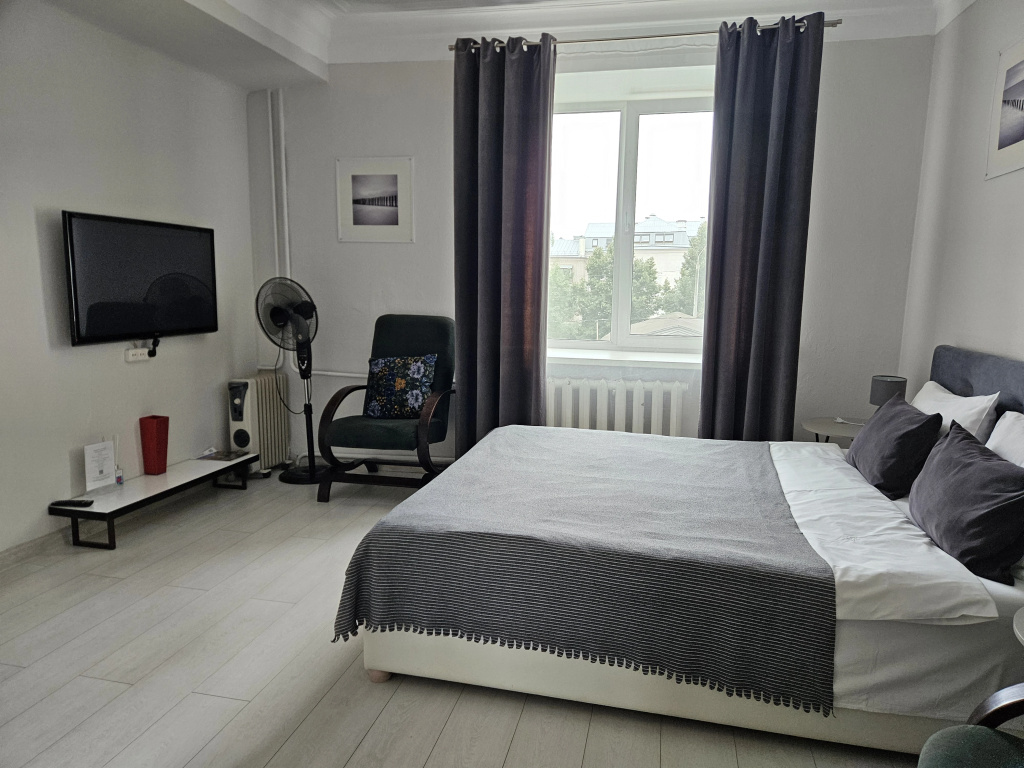 Квартира 1к-квартира на Независимости 18
