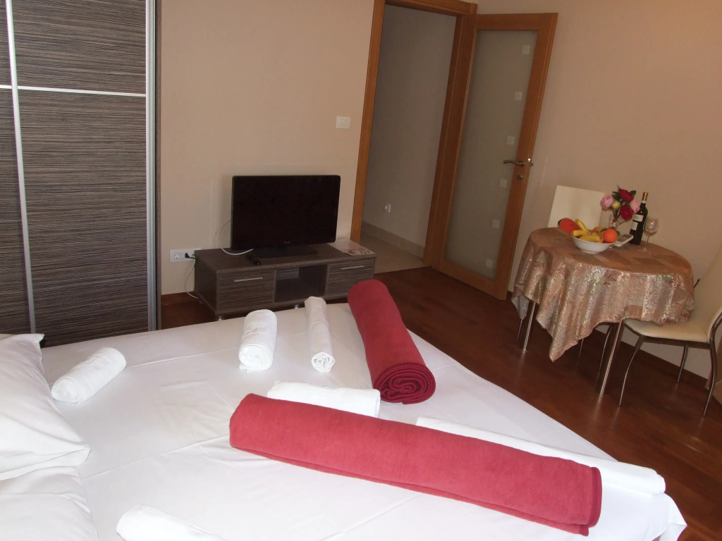 Beachfront Apartments Oaza 2